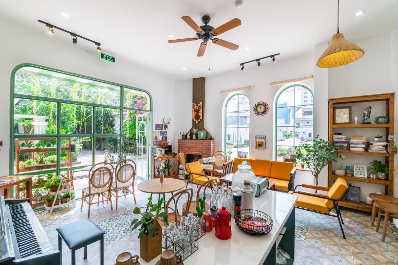 Nang House *