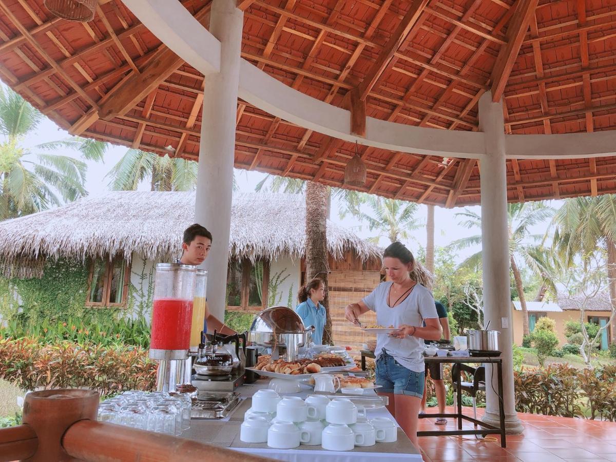 Dugong Resort 3*
