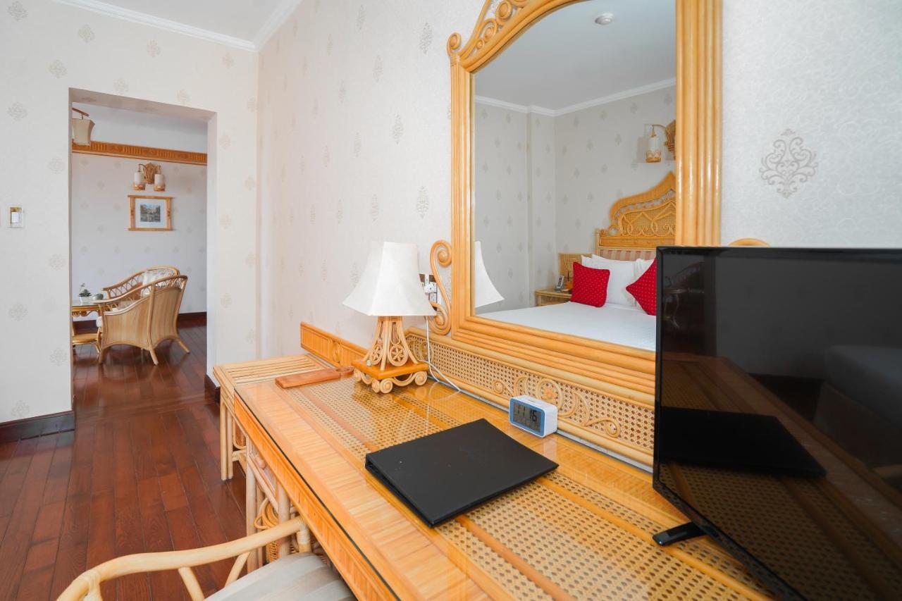 Senriver Hotel 4*