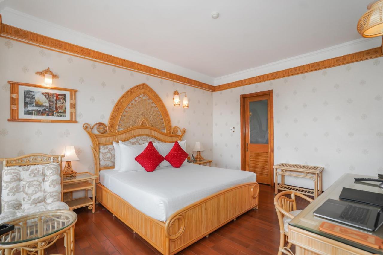 Senriver Hotel