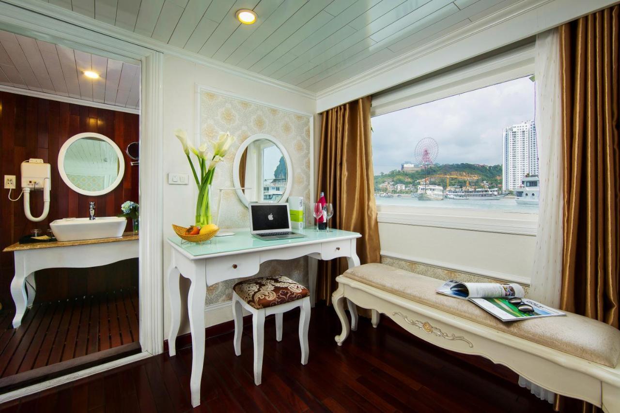 Signature Royal Halong Cruise  5*
