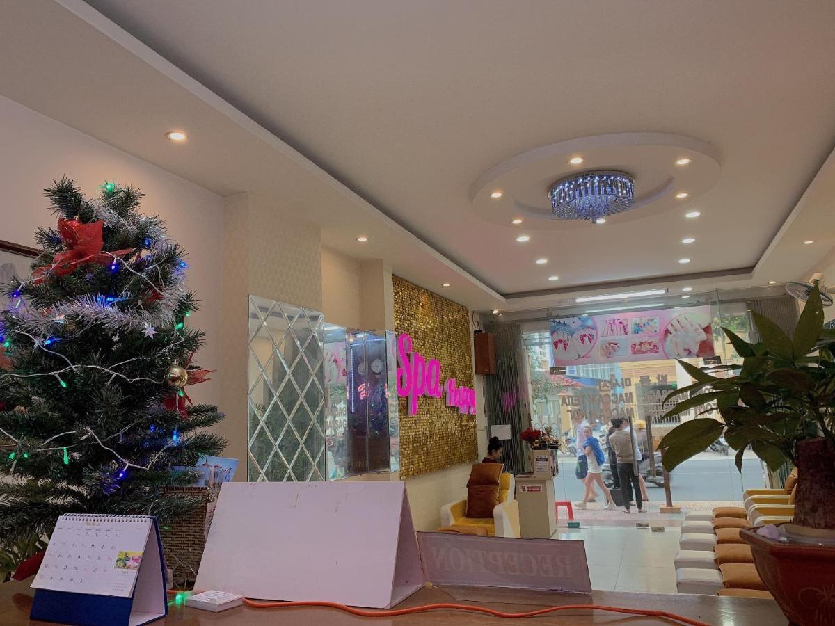 Ha Thanh Hotel 2*