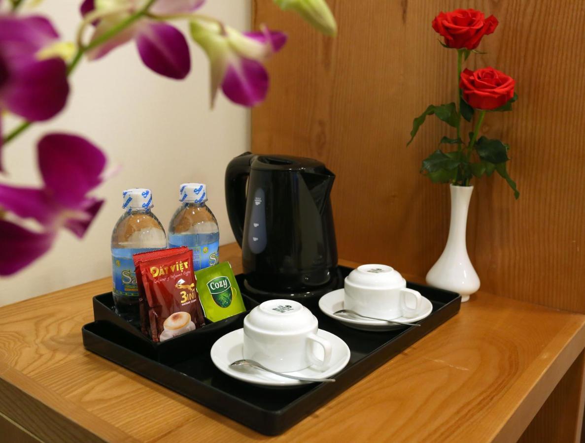 Cr Hotel