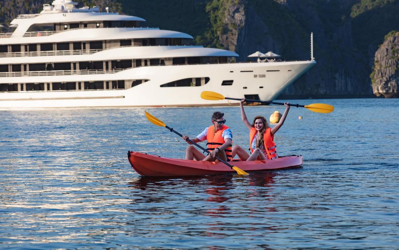 Scarlet Pearl Cruises - Wonder On Lan Ha Bay 5*