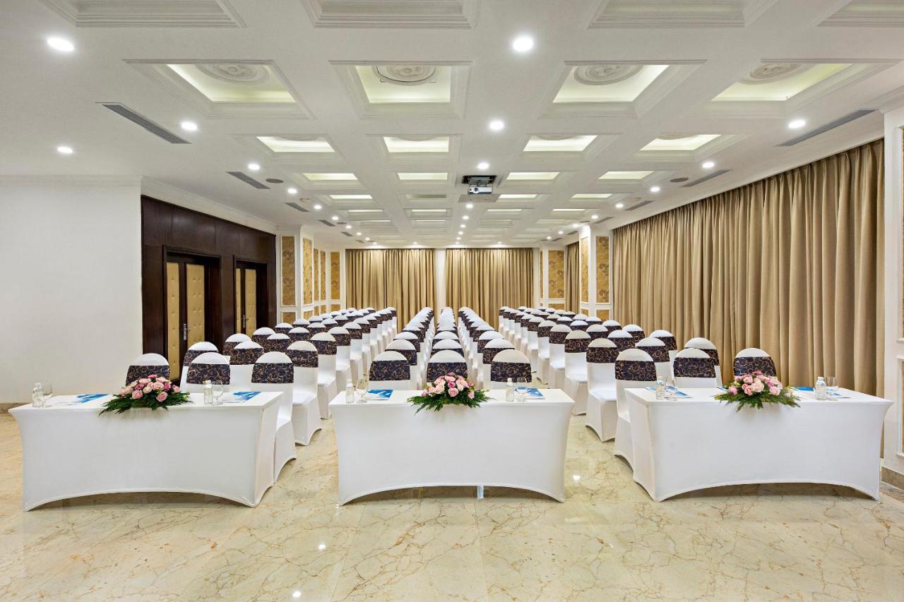 Eden Ocean View 4*