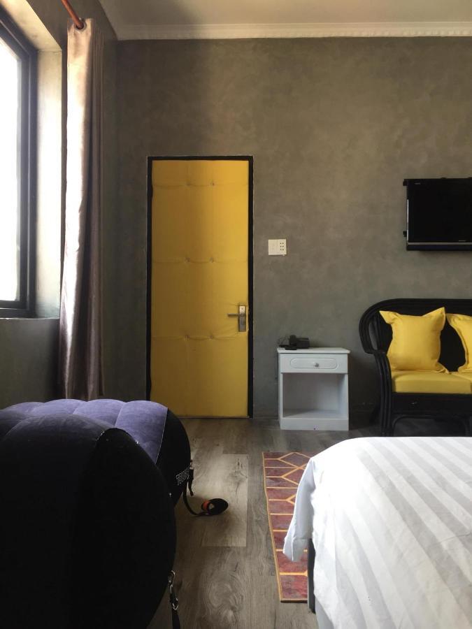 Dylan Hotel 2*