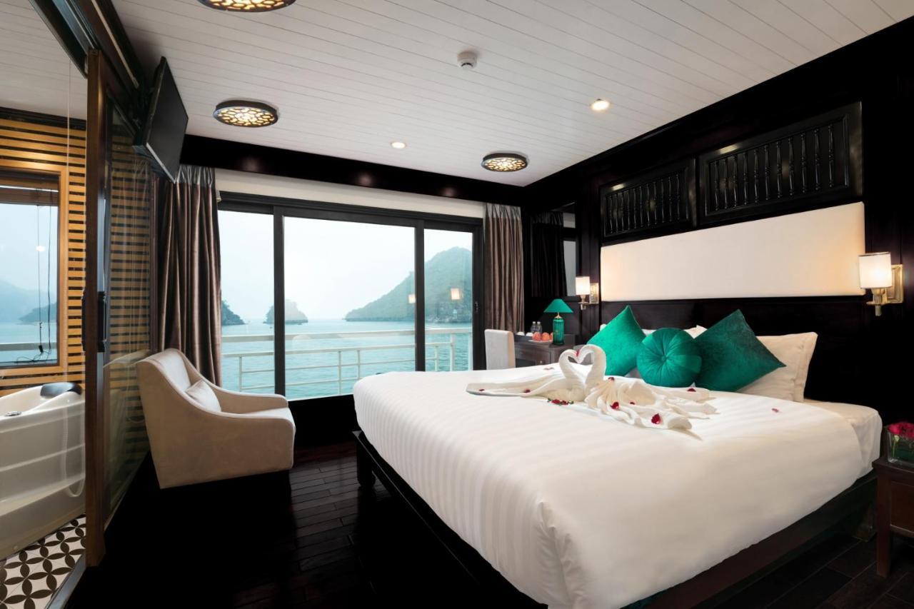 Alisa Cruise Halong Ha Long