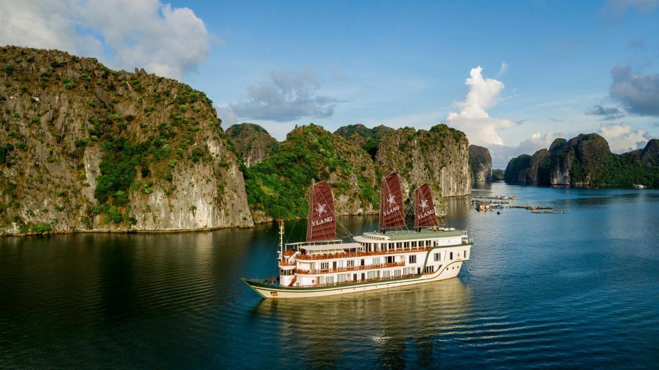 Heritage Line Ylang Cruise - Halong Bay & Lan Ha Bay 5*