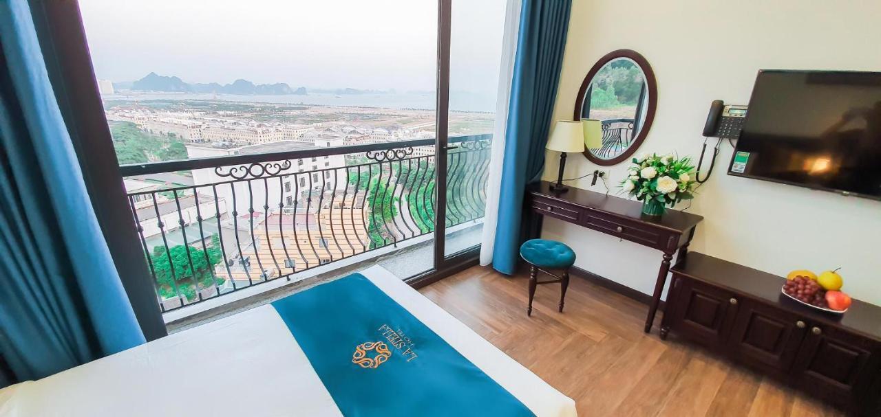 La Stella Ha Long