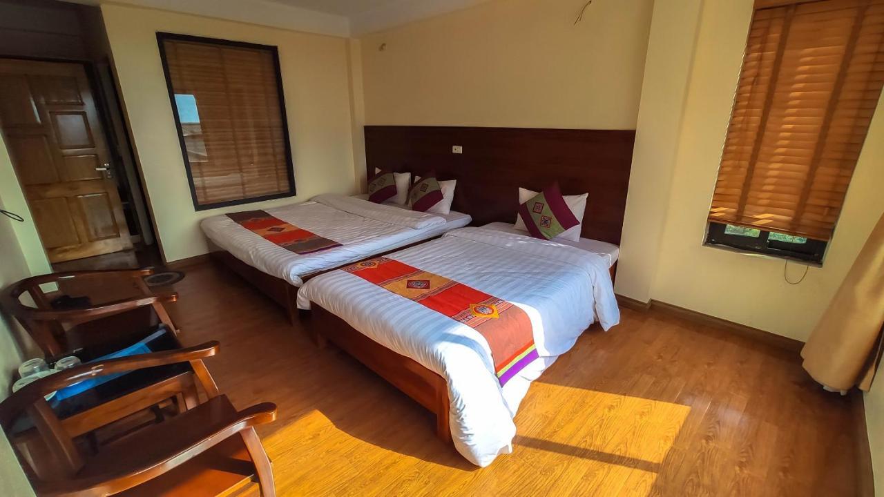 Sunrise Hotel
