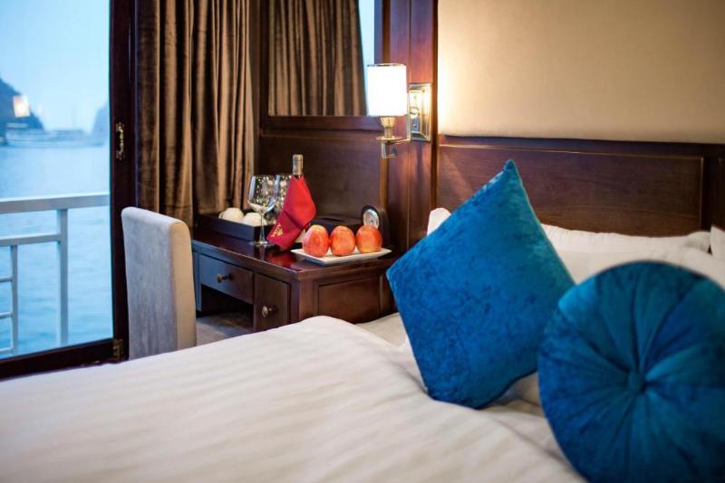 Alisa Cruise Halong 5*