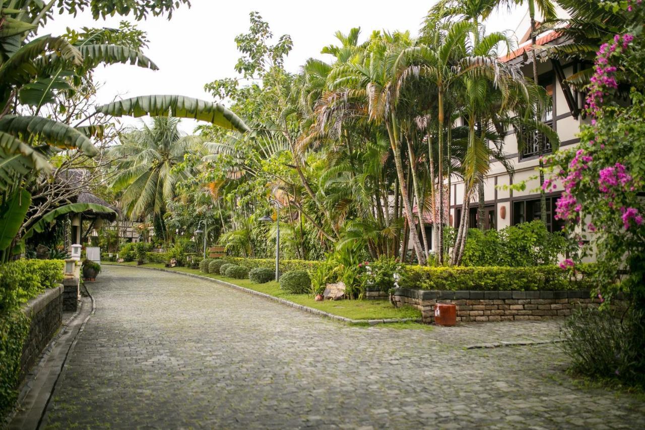Khu nghỉ mát Dưỡng Sơn Trà