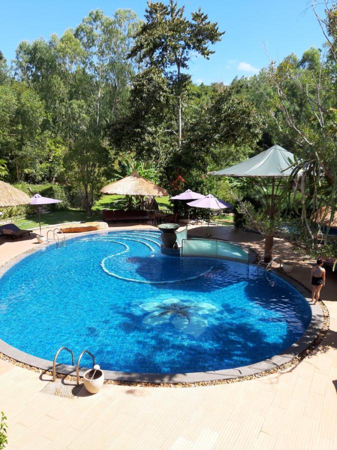Quang Nhat Hotel Nha Trang