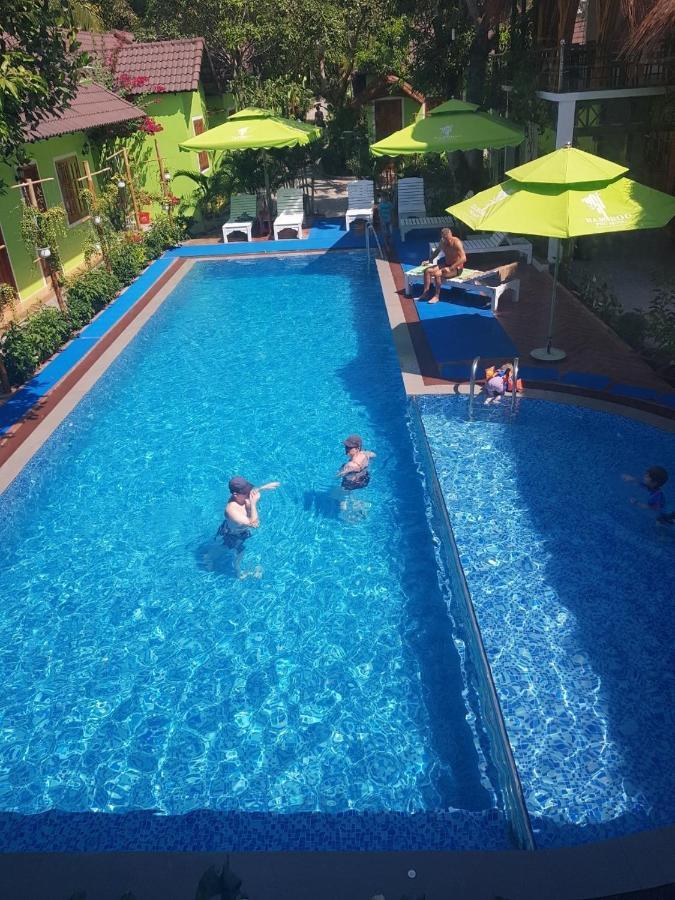 Resort Bamboo