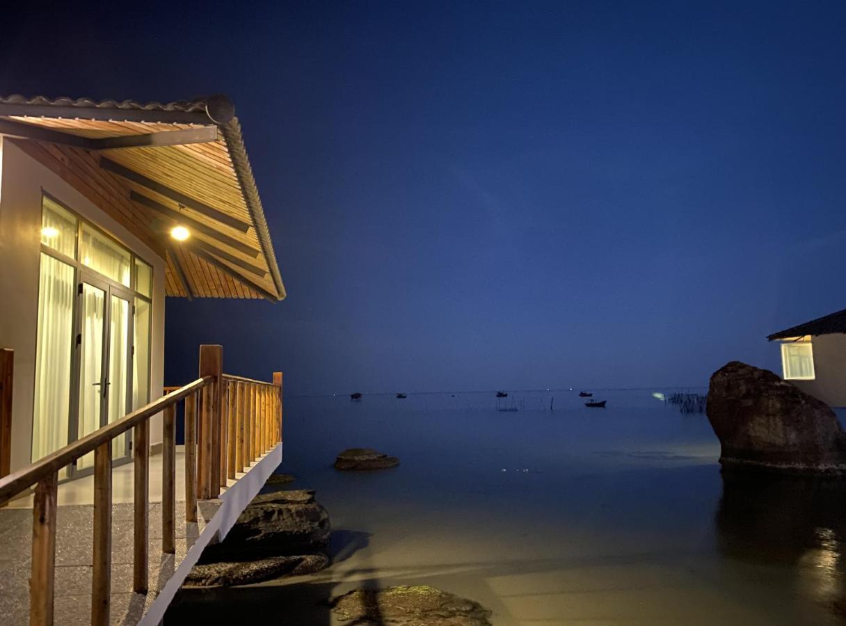 Resort The Pier
