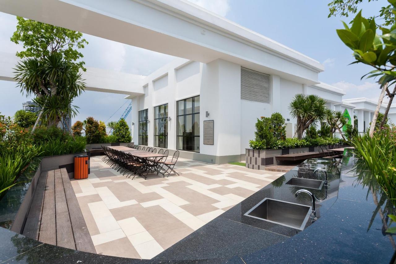 Tresor Le Coeur De Saigon Accept Over 25 Nights Only Apartment