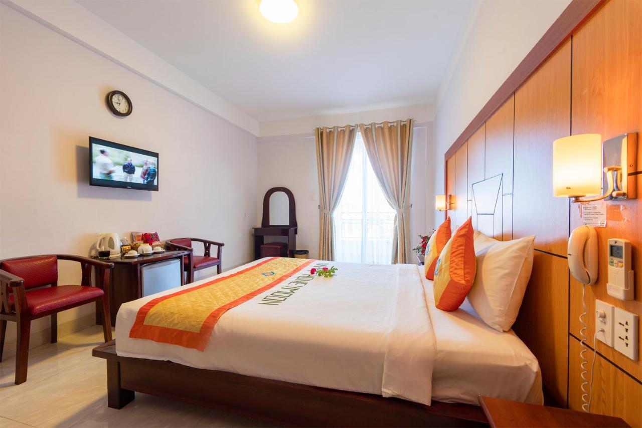 Hotel Galaxy