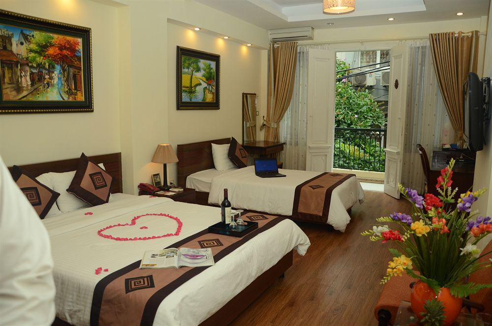 Iris Legend Hotel