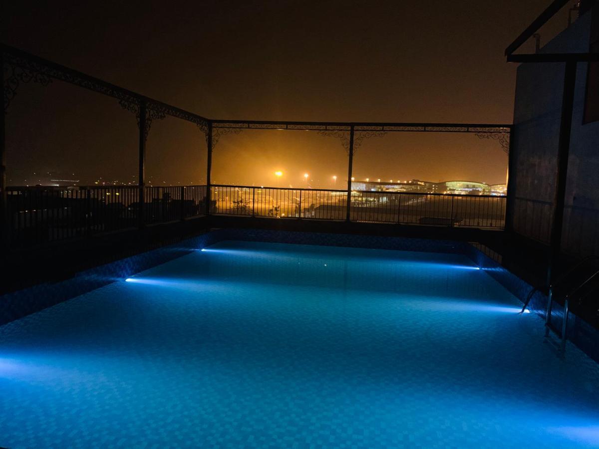 Paragon Noi Bai & Pool Hotel