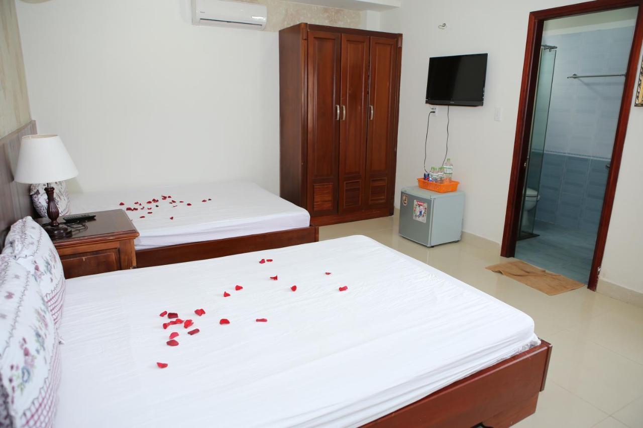 Khách sạn Hồng ánh