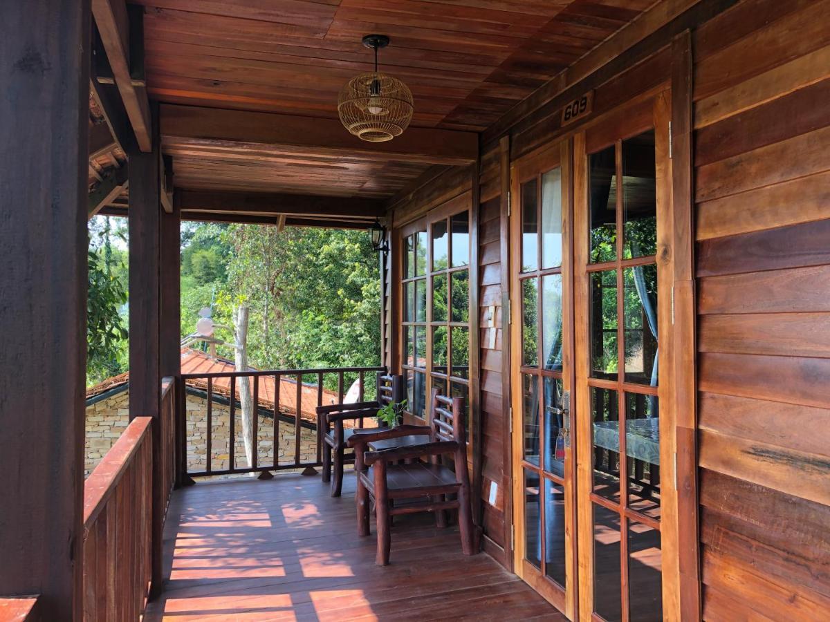 The Whispering Canopy Hotel