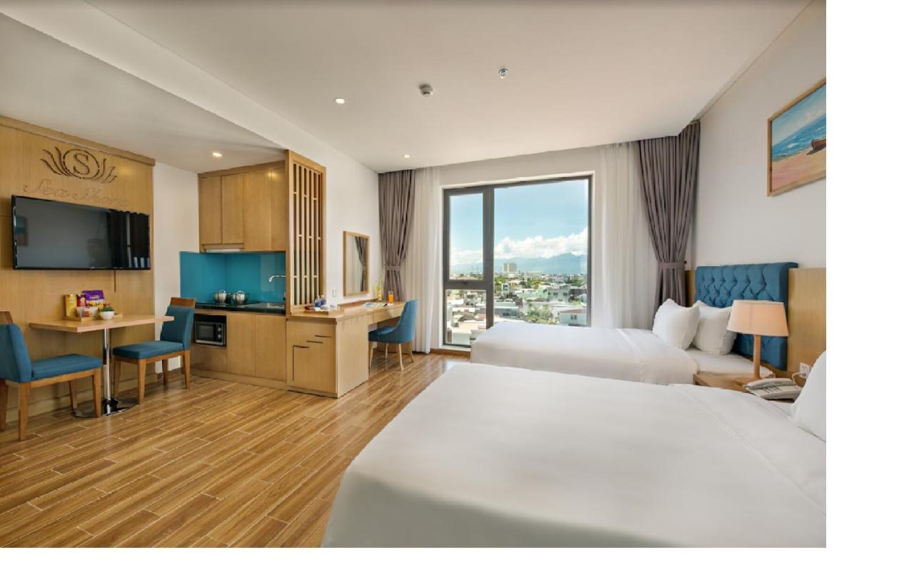 Seashore & Hotel Da Nang