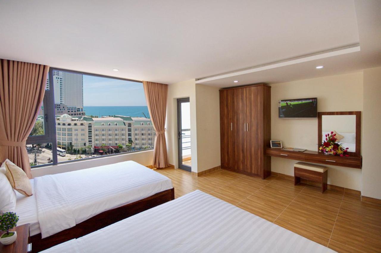 Harvey & 3* Nha Trang