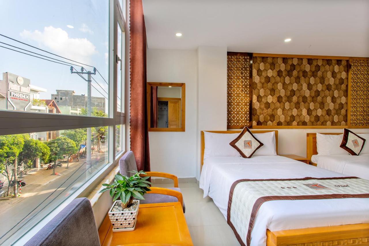 Quốc Thiên Khách sạn 3*