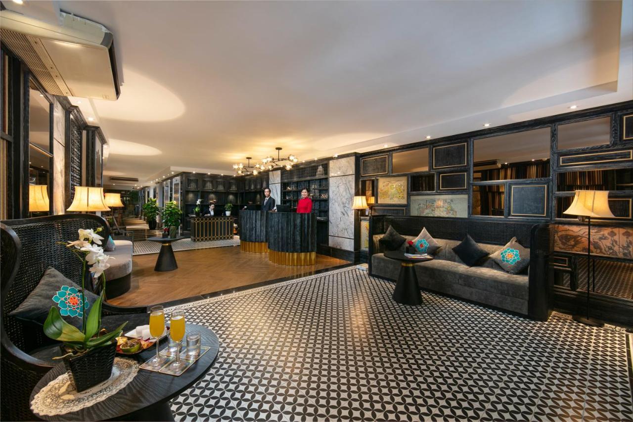 Hotel Shining & 5*