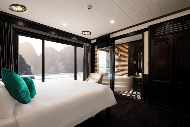 Alisa Cruise Halong