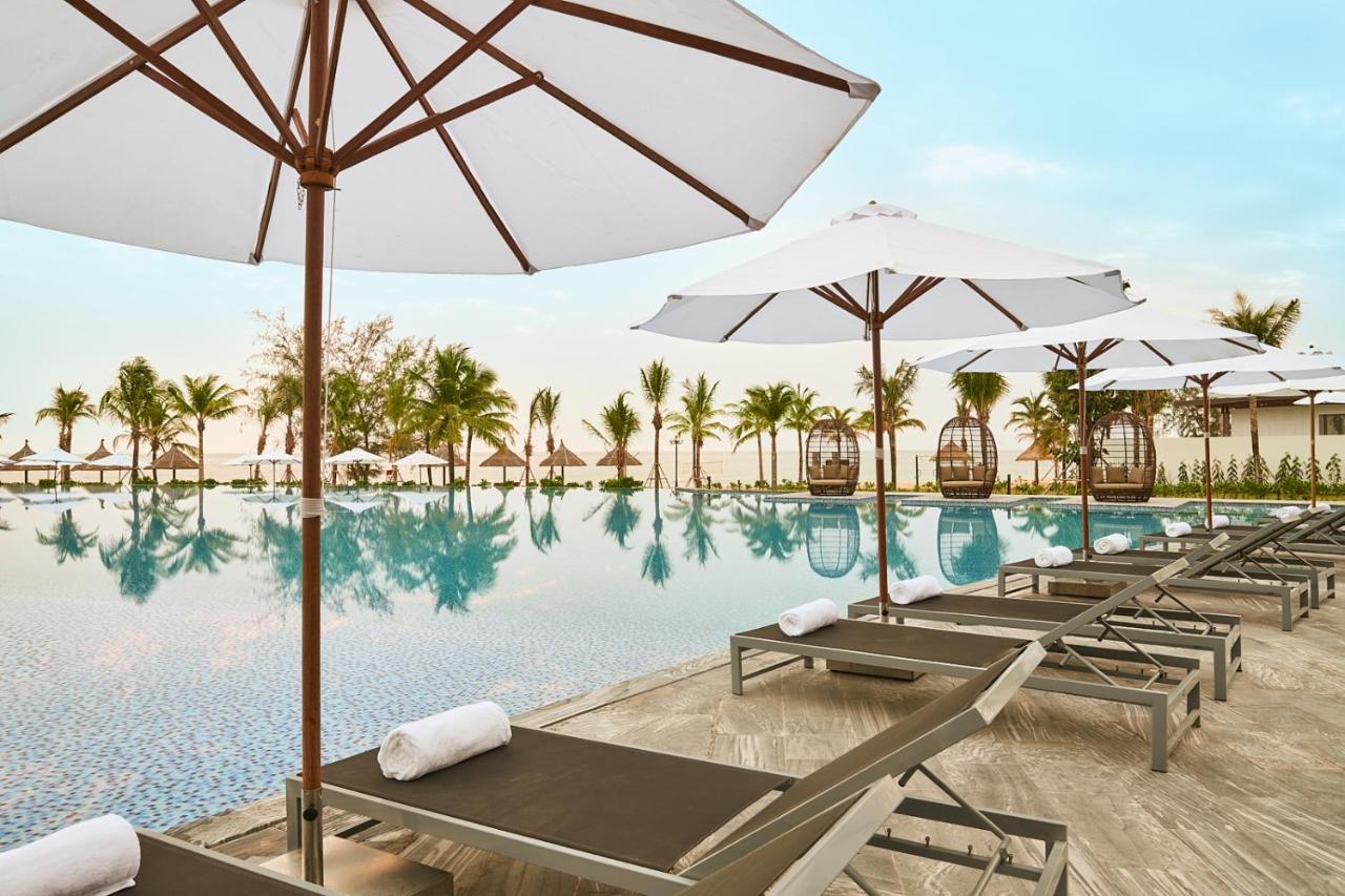 Resort Moevenpick Waverly 5*