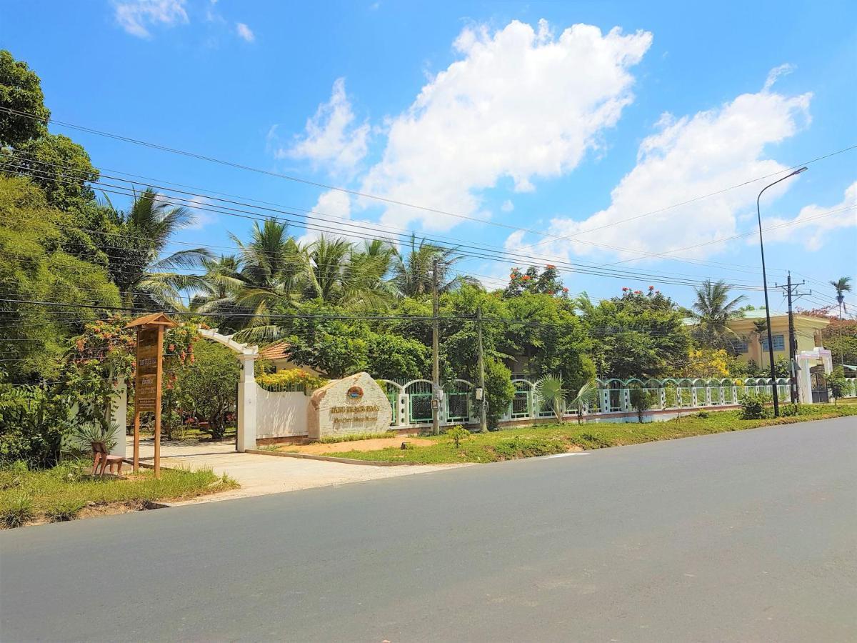 Resort Tang Thanh Phat 2*