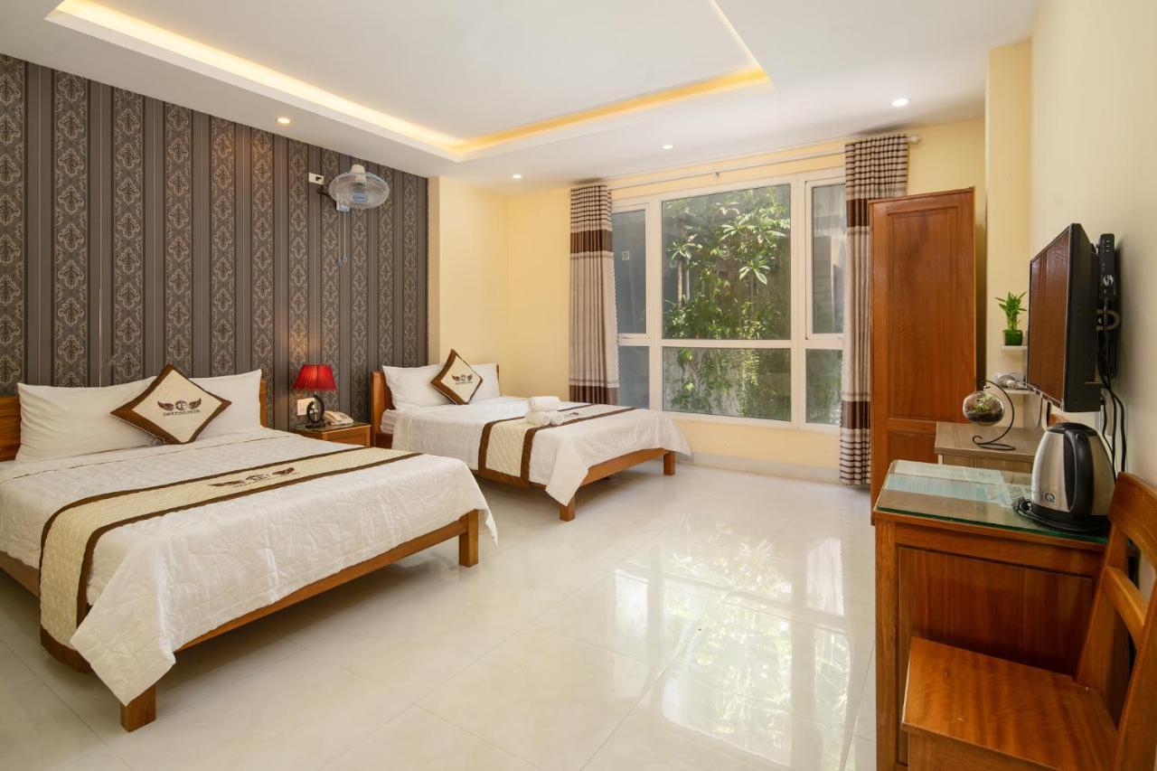 Khách sạn đàm Phúc