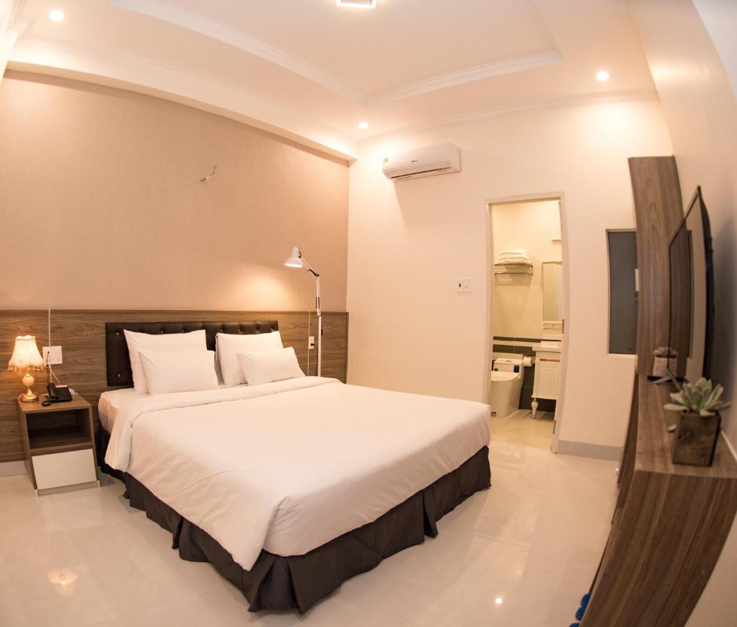 Amora & Aparthotel