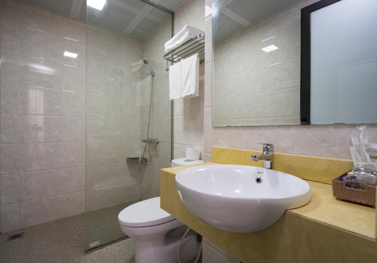 Sonny Homestay Ha Long- Biệt Thự Liền Kề 5 Phòng Ngủ Trung Tâm Kdl Bãi Cháy Phù Hợp Với Gia đình Hoặc Nhóm Bạn Trẻ Trên 12 Người