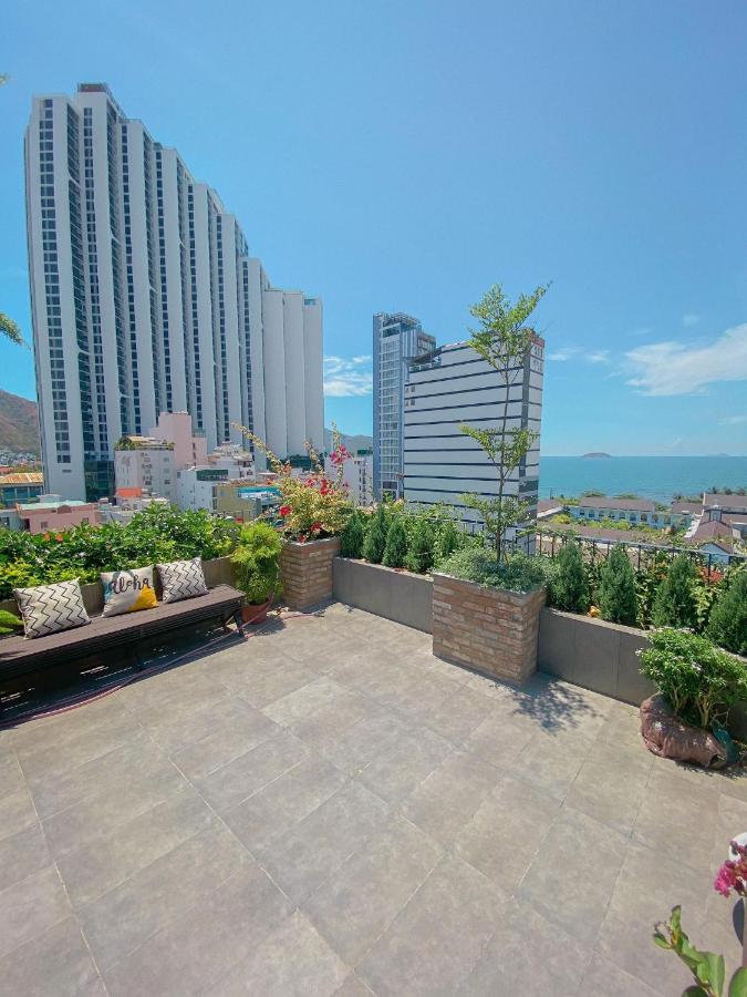 Coast House Khách sạn 3*