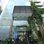 Valentine Hotel