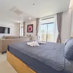 Lam\'S Beach Homestay