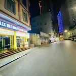 Alex Ha Long Hotel and Hostel