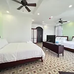 Wanderlust Hotel