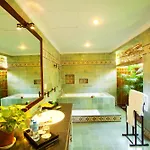 Seahorse Resort & Spa