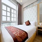Emerald Ocean Hotel
