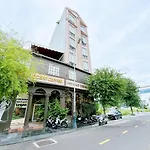 Emerald Ocean Hotel