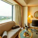 Renaissance Riverside Hotel Saigon