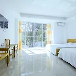 Rio Hotel And Apartment
