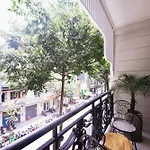 Au Lac Boutique Hotel
