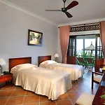 Amaryllis Resort