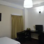 White Lion 2 Hotel