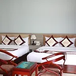 White Sand Cam Ranh Hotel