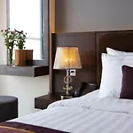 Nolis Hotel